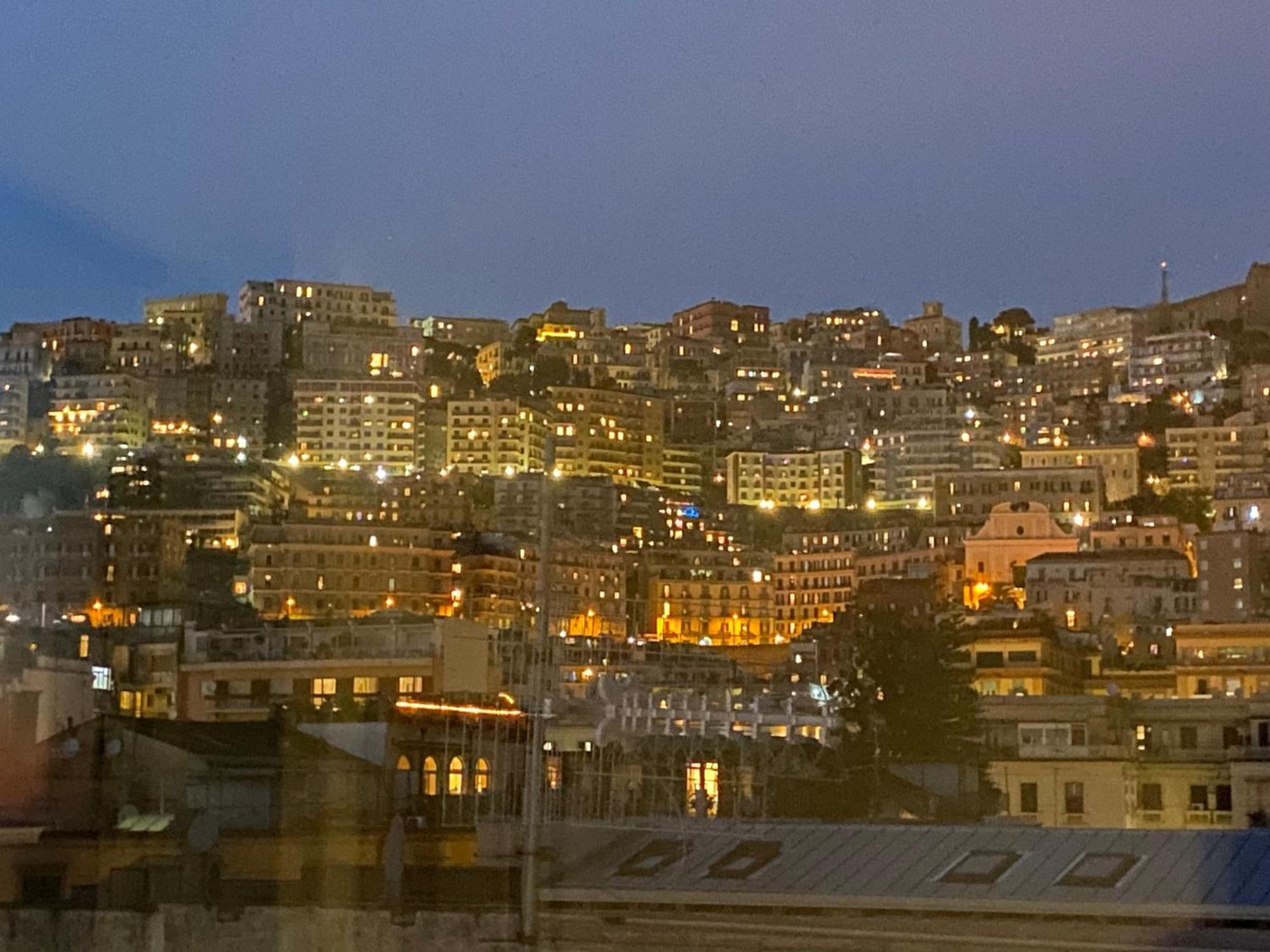 La Casa Di Nettuno Appartement Napels Buitenkant foto